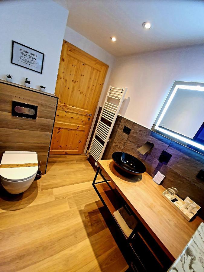 Honey Apartments Zirovnica Esterno foto